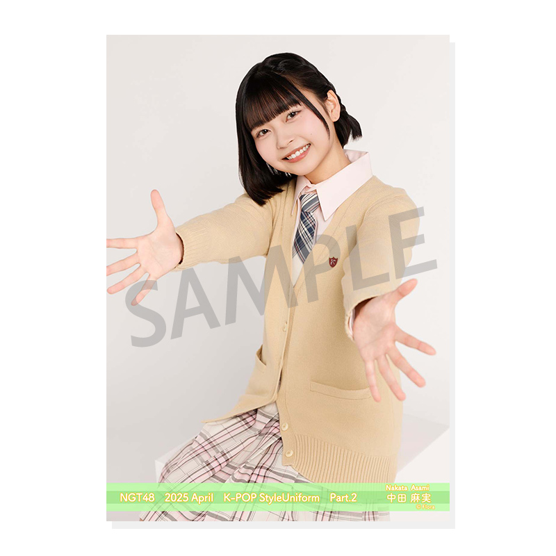 NMB、HKT、NGT48生写真 NGT48 5期生11名が劇場お披露目。平均年齢16歳、新潟県出身は2人